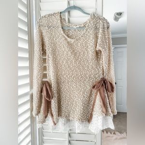 Knit Top with bow and lace detail